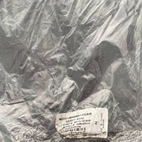 Rag & Bone Denim Cropped Skinny Jeans - Picture 10 of 11